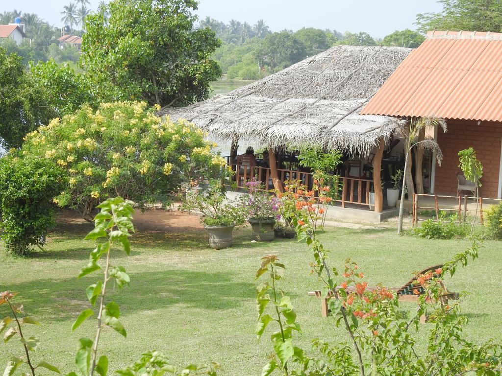 Eagles Nest Cabanas Tangalle Esterno foto